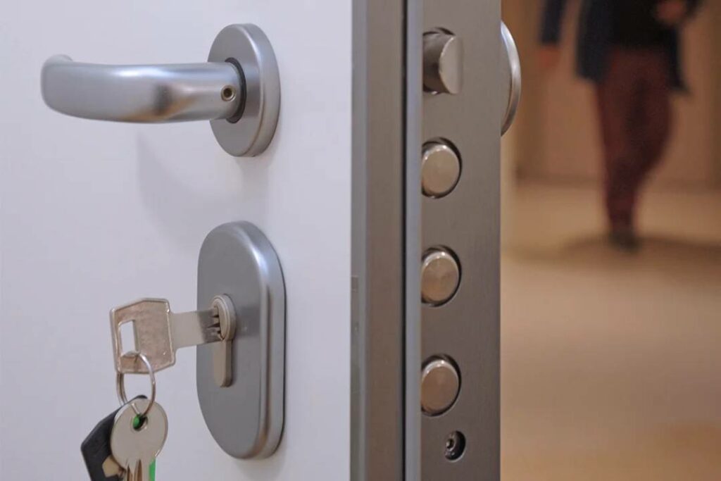 ouverture de porte